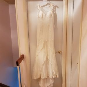 Galina Signature wedding dress